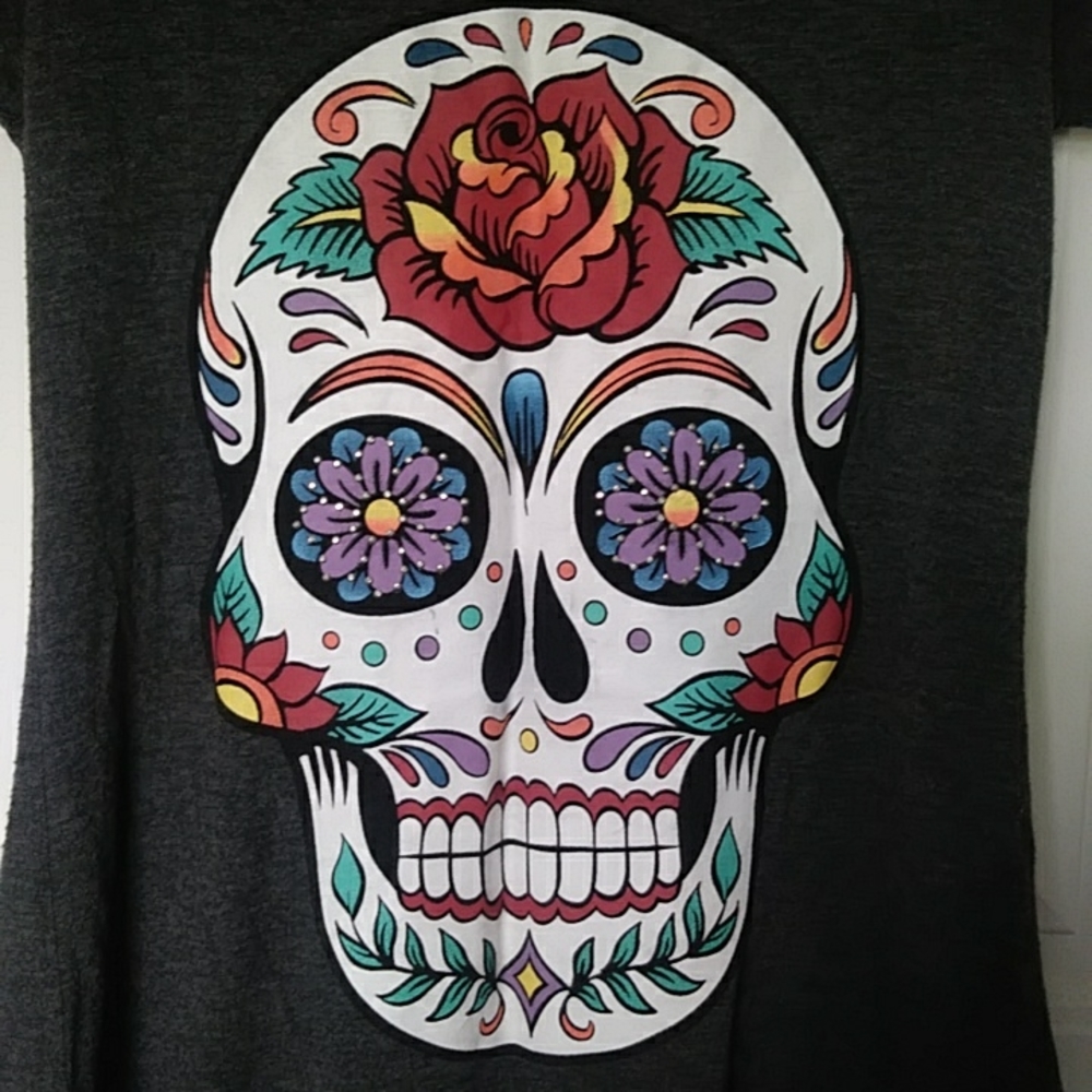 Skull Tee - Picture 2 of 6